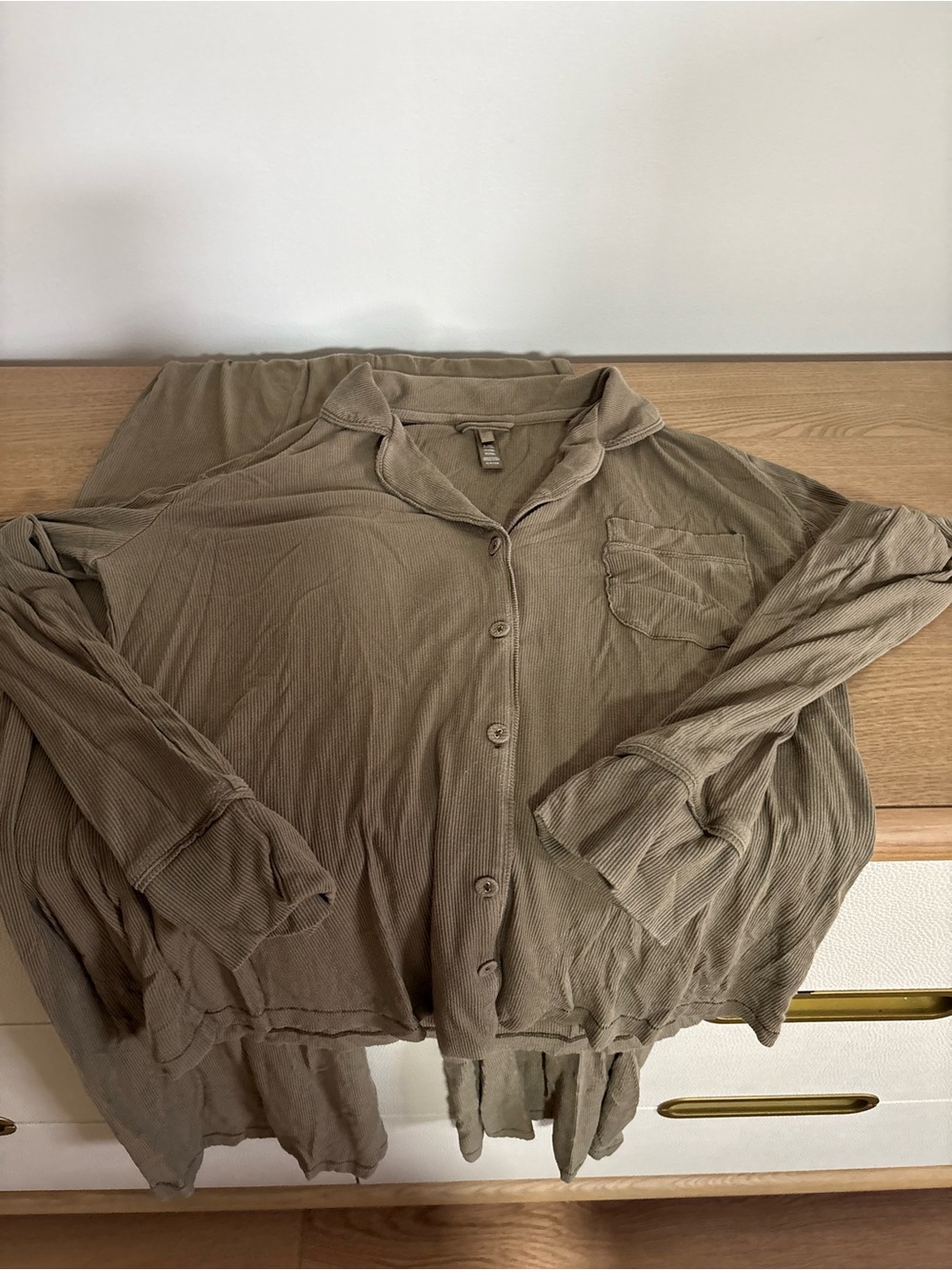 SKIMS Soft Lounge Sleep Set - Picture 2 of 8